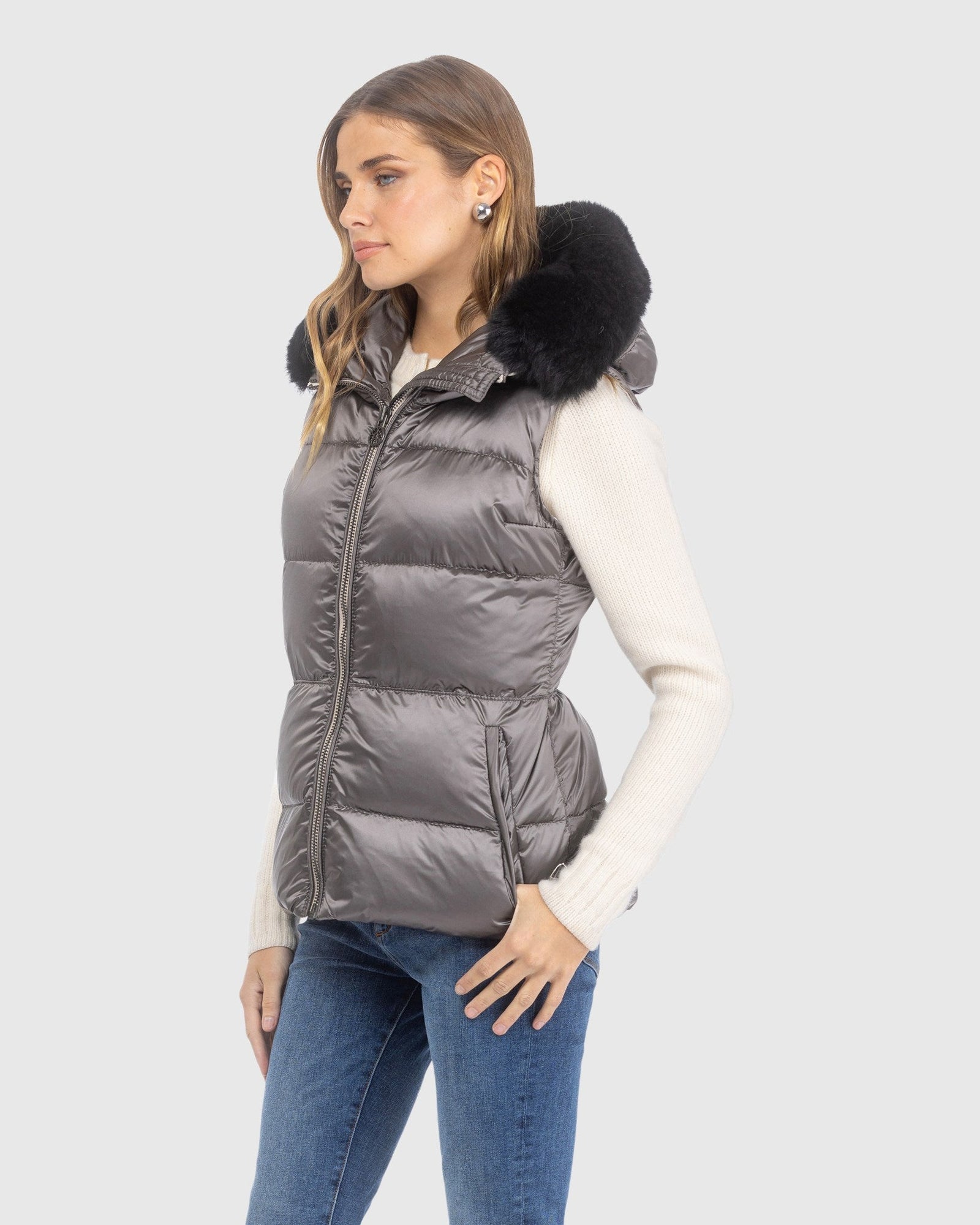 Après-Ski Vest With Detachable Toscana Lamb Hood Trim | Greige/Black