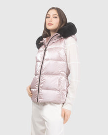 Après-Ski Vest With Detachable Toscana Lamb Hood Trim | Pink/Black