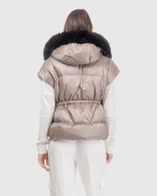 Après-Ski Vest With Detachable Toscana Lamb Hood Trim | Stone/Black