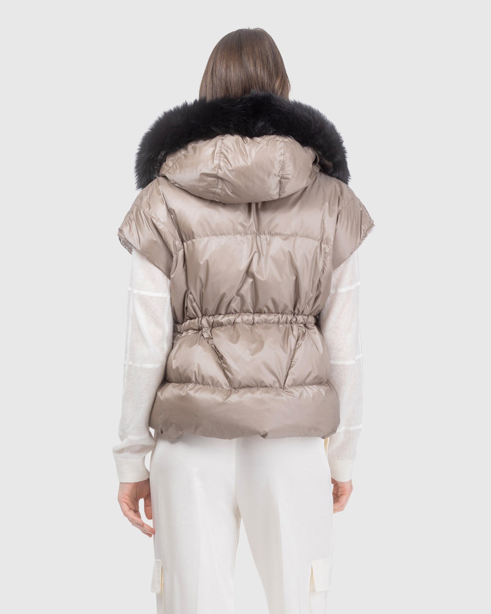 Après-Ski Vest With Detachable Toscana Lamb Hood Trim | Stone/Black