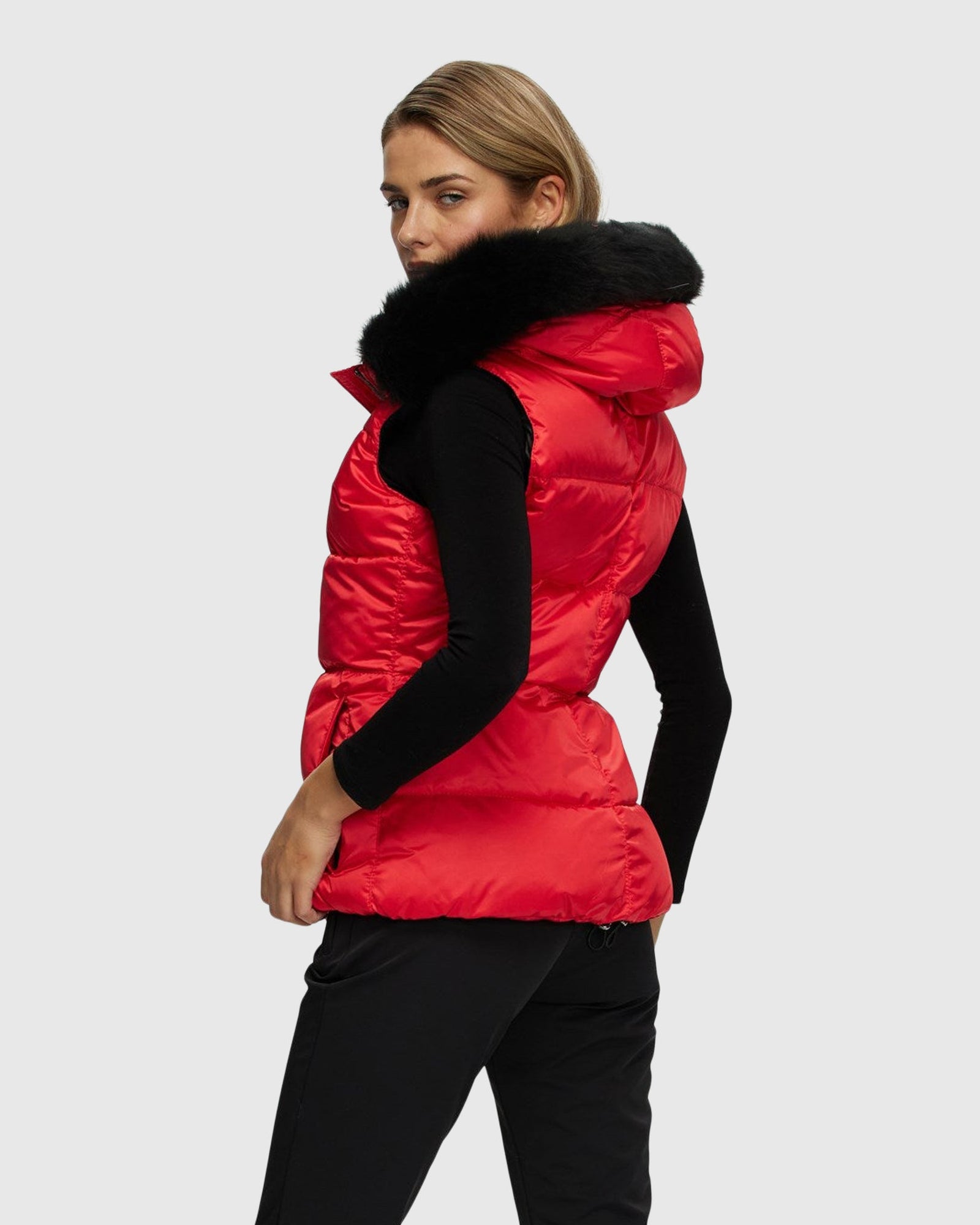 Après-Ski Vest With Detachable Toscana Shearling Lamb Hood Trim | Red/Black