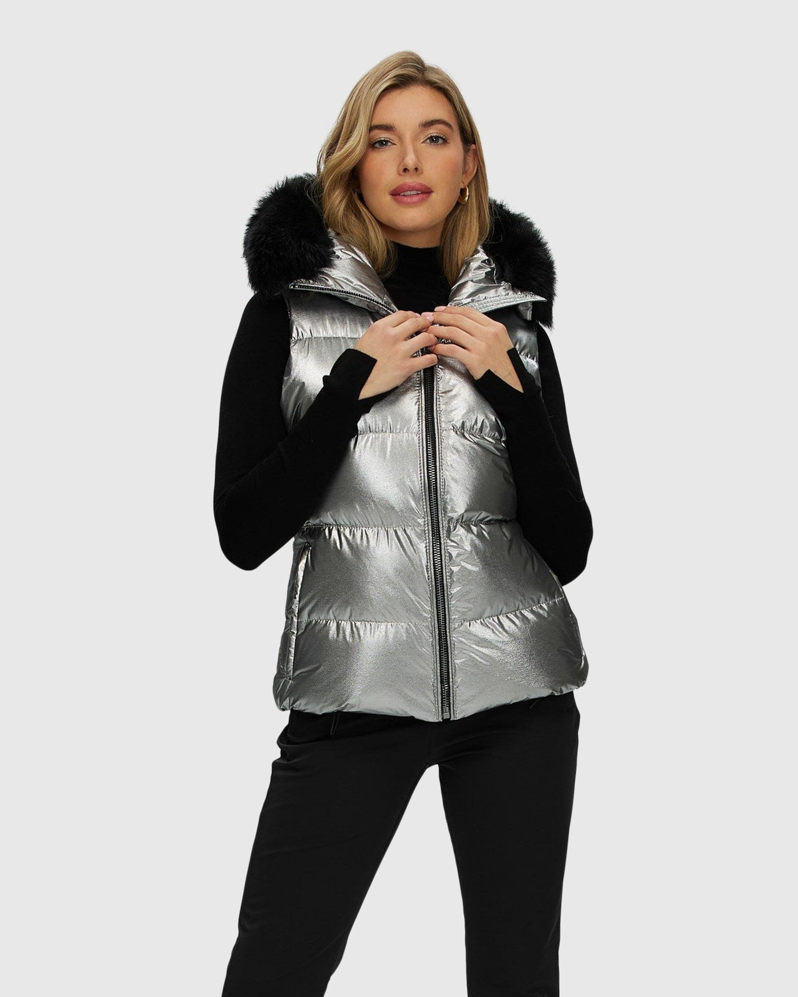 Après-Ski Vest With Detachable Toscana Shearling Lamb Hood Trim | Silver/Black (V2)
