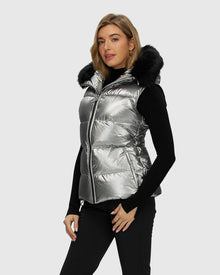 Après-Ski Vest With Detachable Toscana Shearling Lamb Hood Trim | Silver/Black (V2)