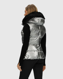 Après-Ski Vest With Detachable Toscana Shearling Lamb Hood Trim | Silver/Black (V2)