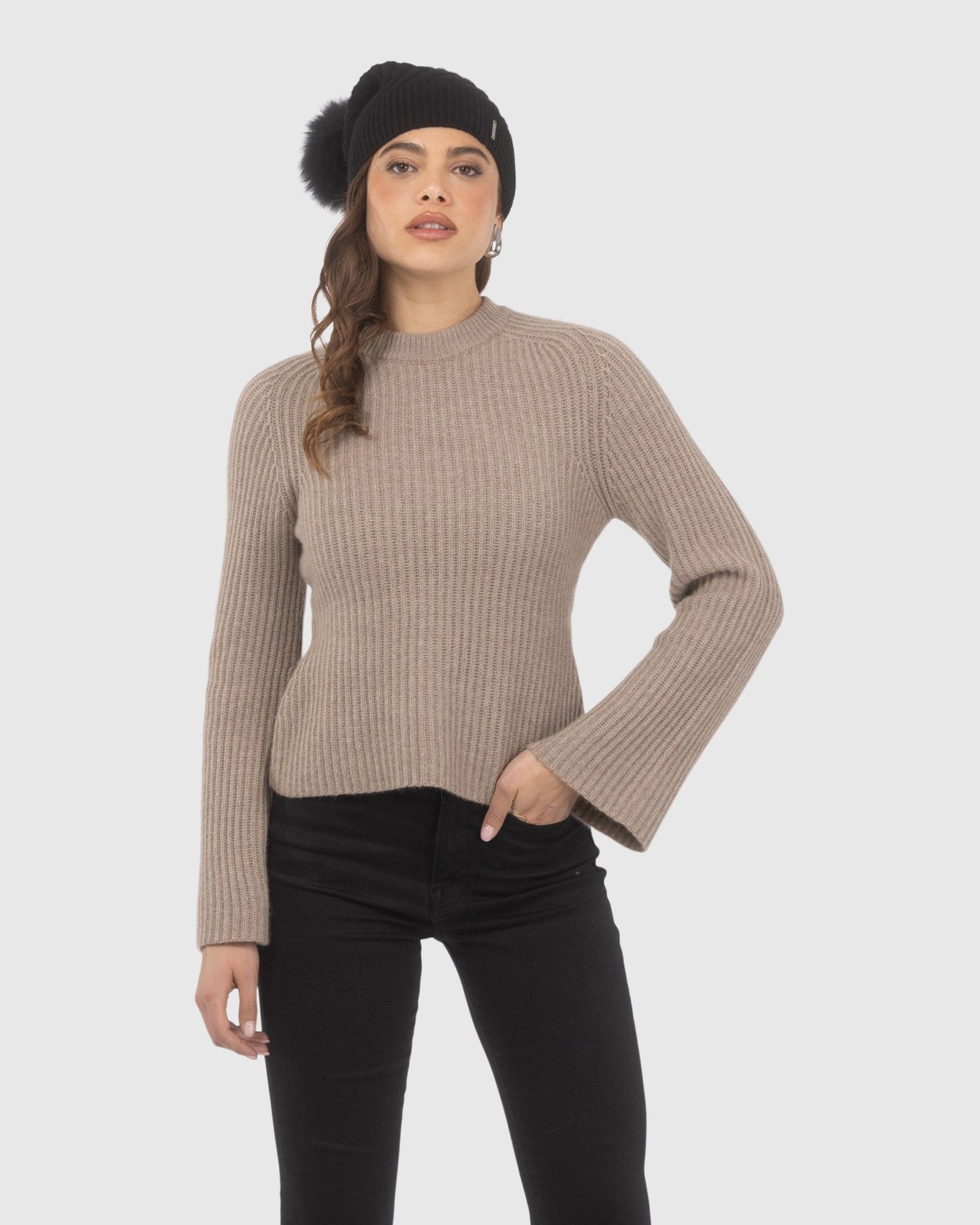 Cable Knit Select Cashmere Hat With Select Lamb Pom | Black/Black