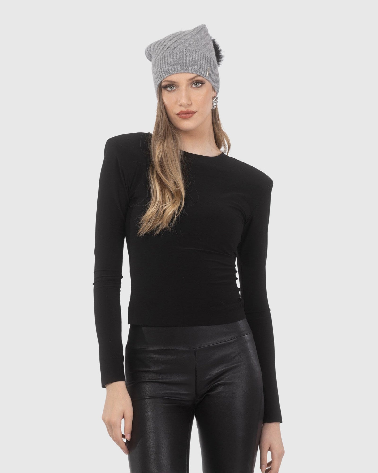 Cable Knit Select Cashmere Hat With Select Lamb Pom | Gray/Black