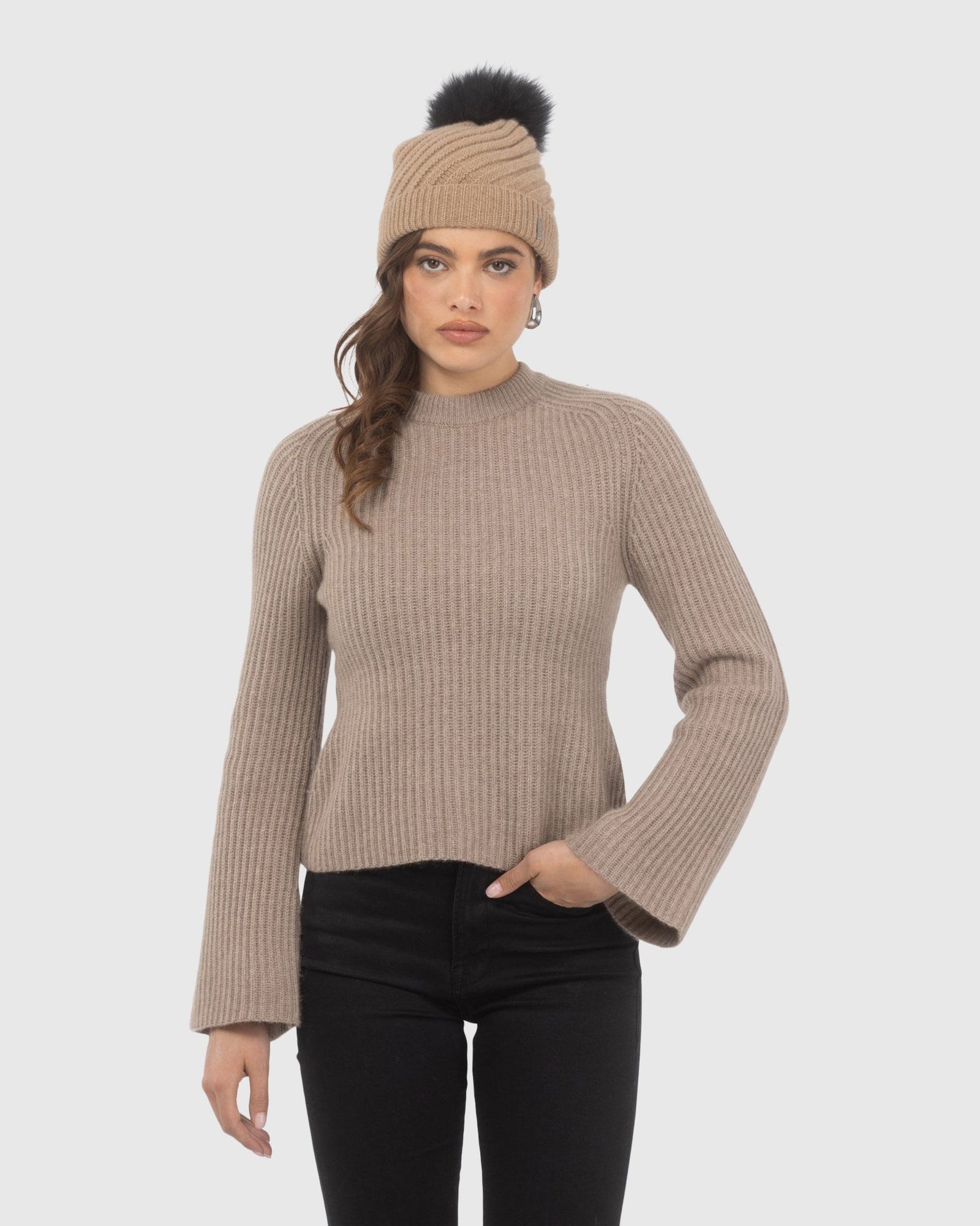 Cable Knit Select Cashmere Hat With Select Lamb Pom | Camel/Black