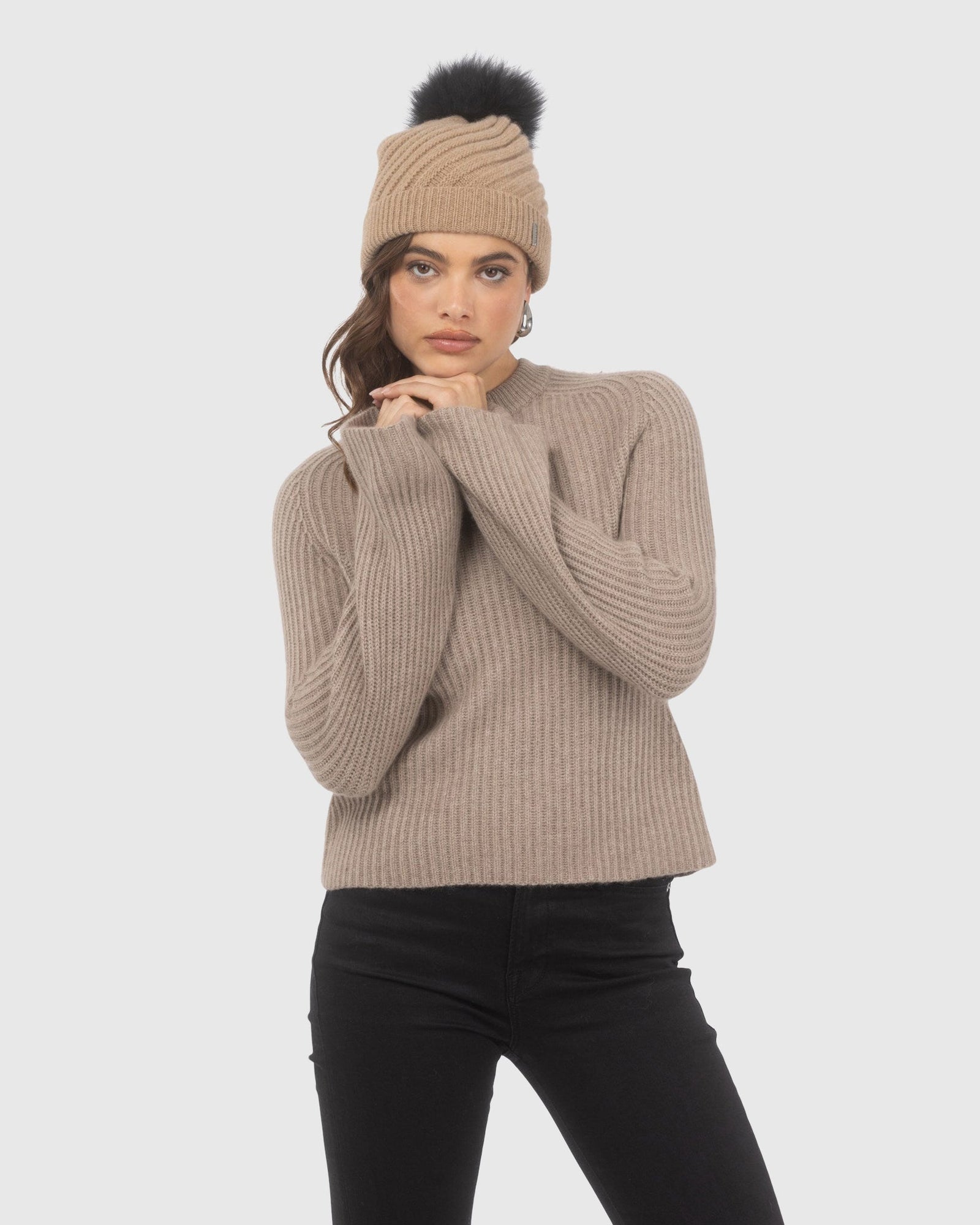 Cable Knit Select Cashmere Hat With Select Lamb Pom | Camel/Black
