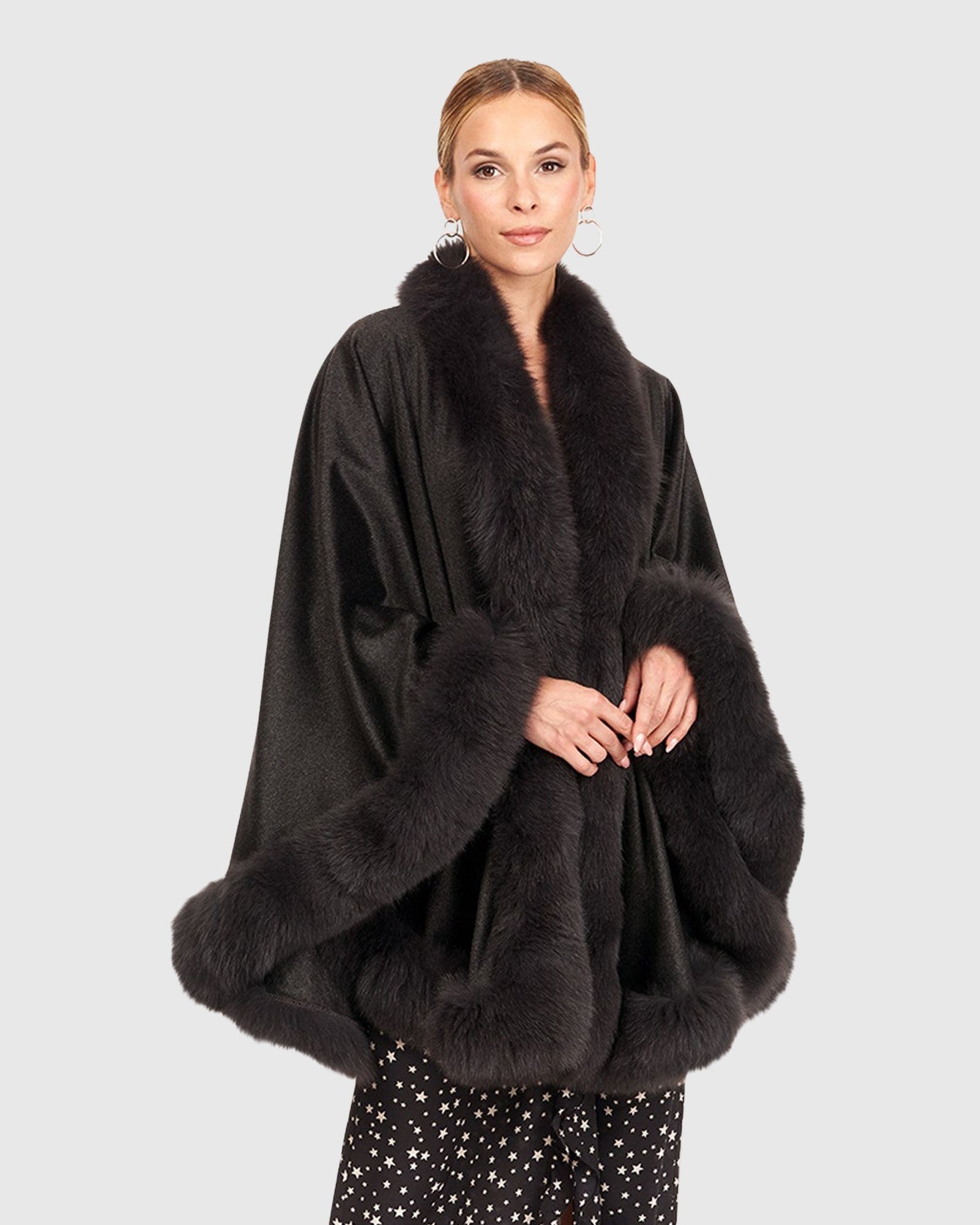 Cashmere Cape with Fox Trim | Anthracite