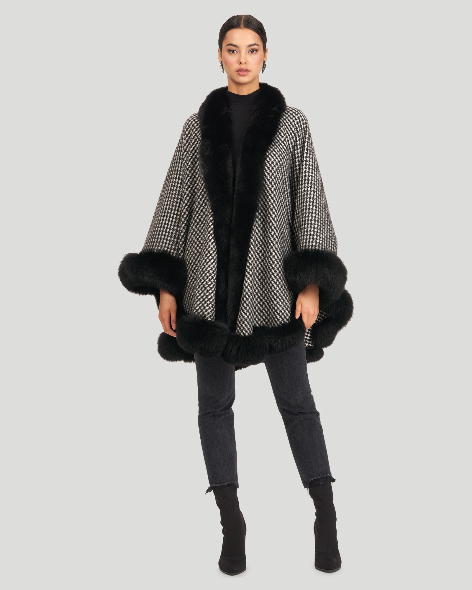 Cashmere Cape with Fox Trim | Houndstooth