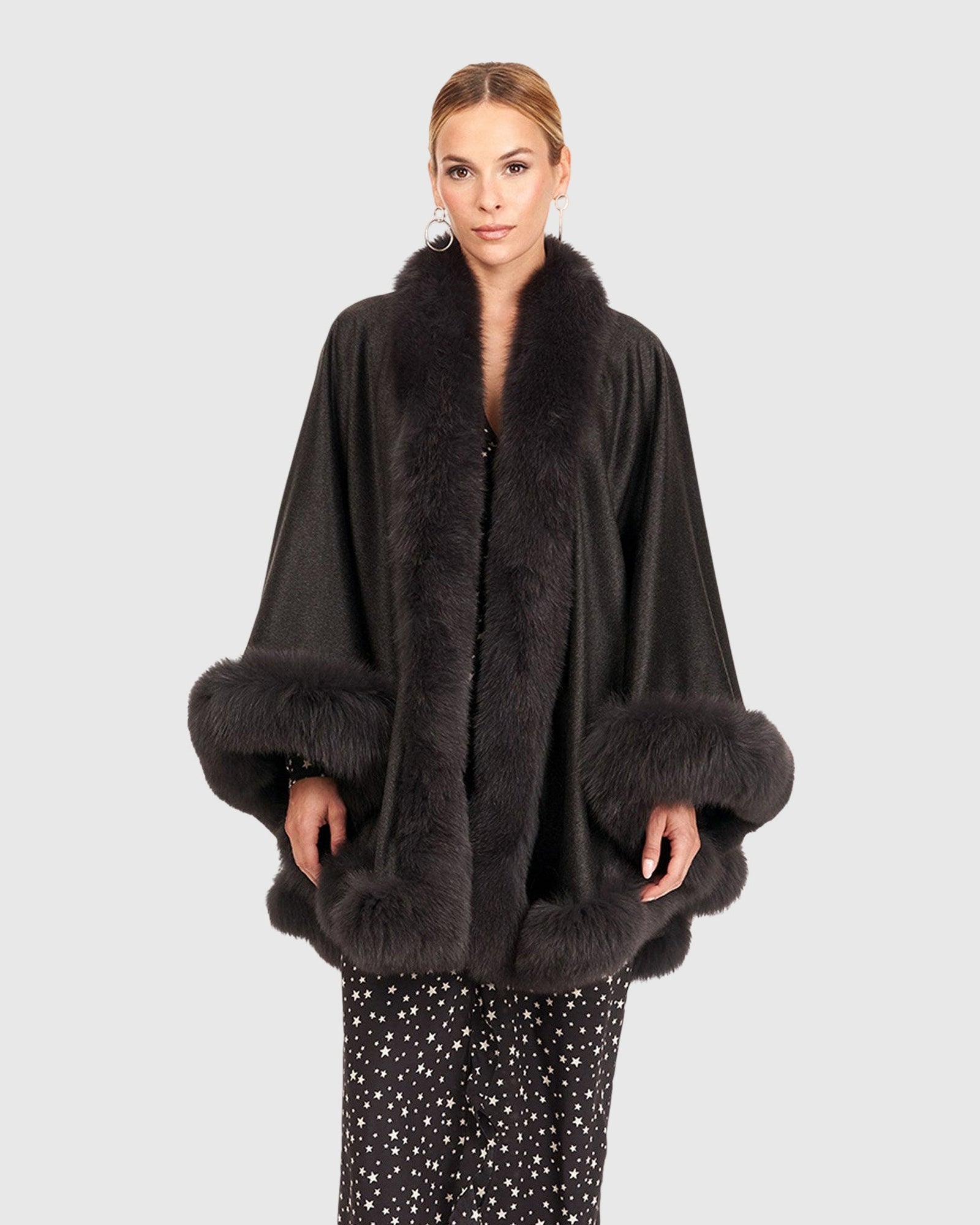 Cashmere Cape with Fox Trim | Anthracite