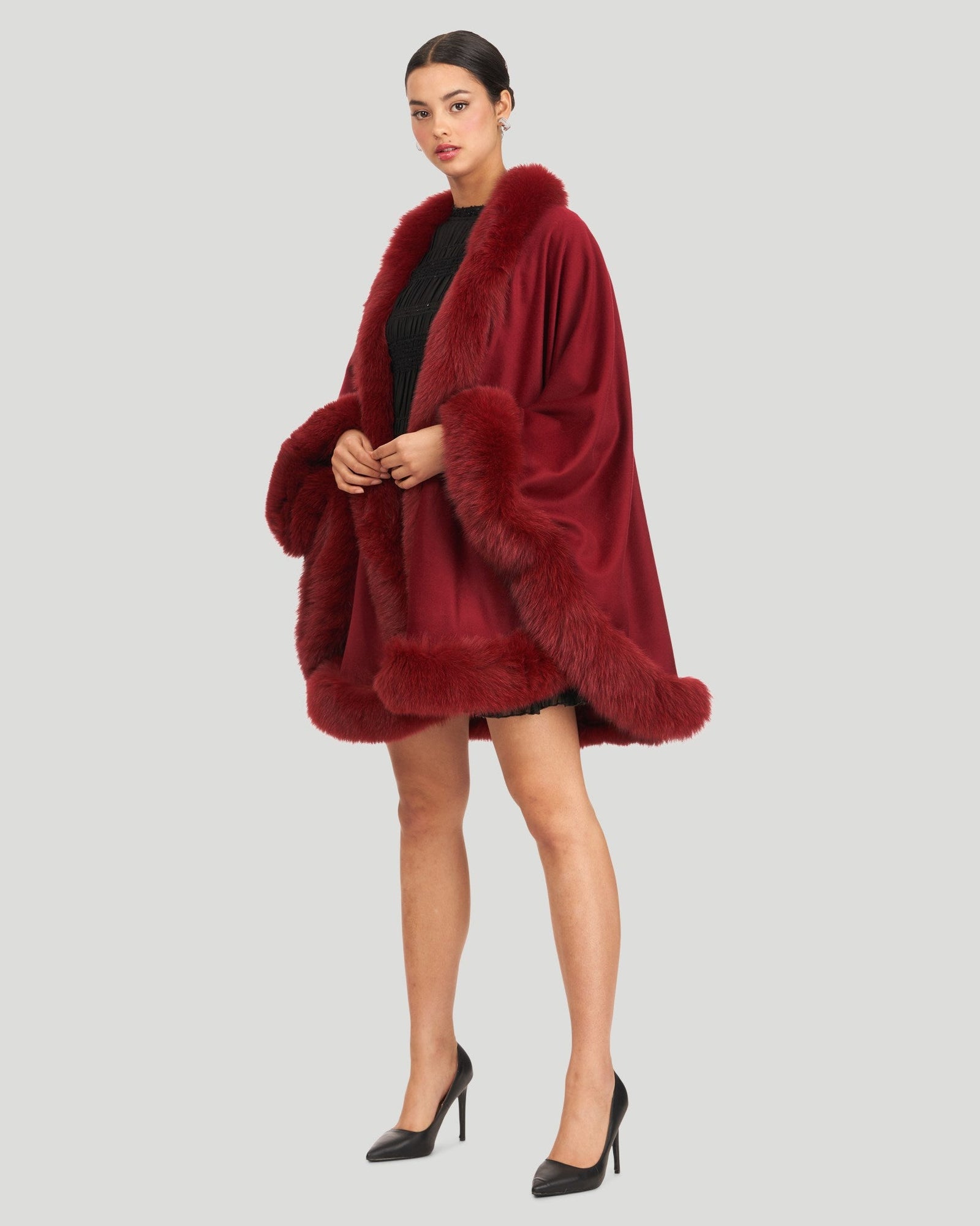 Cashmere Cape with Fox Trim | Wine
