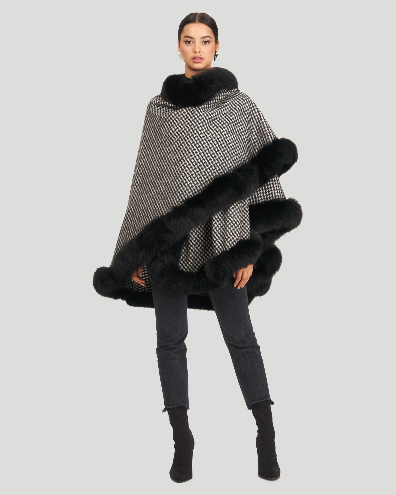Cashmere Cape with Fox Trim | Houndstooth