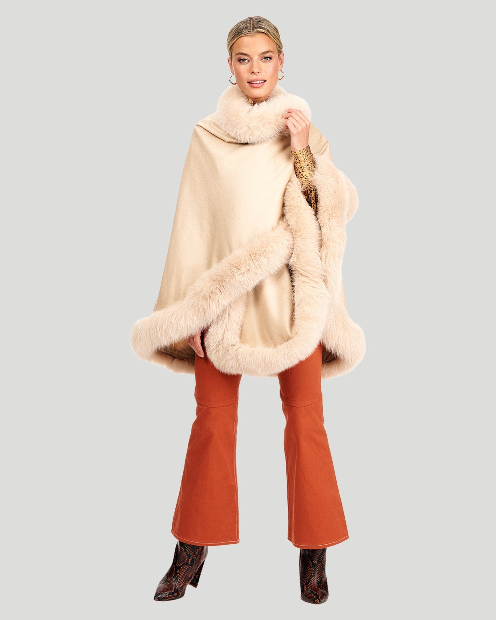 Cashmere Cape with Shadow Fox Trim | Oatmeal