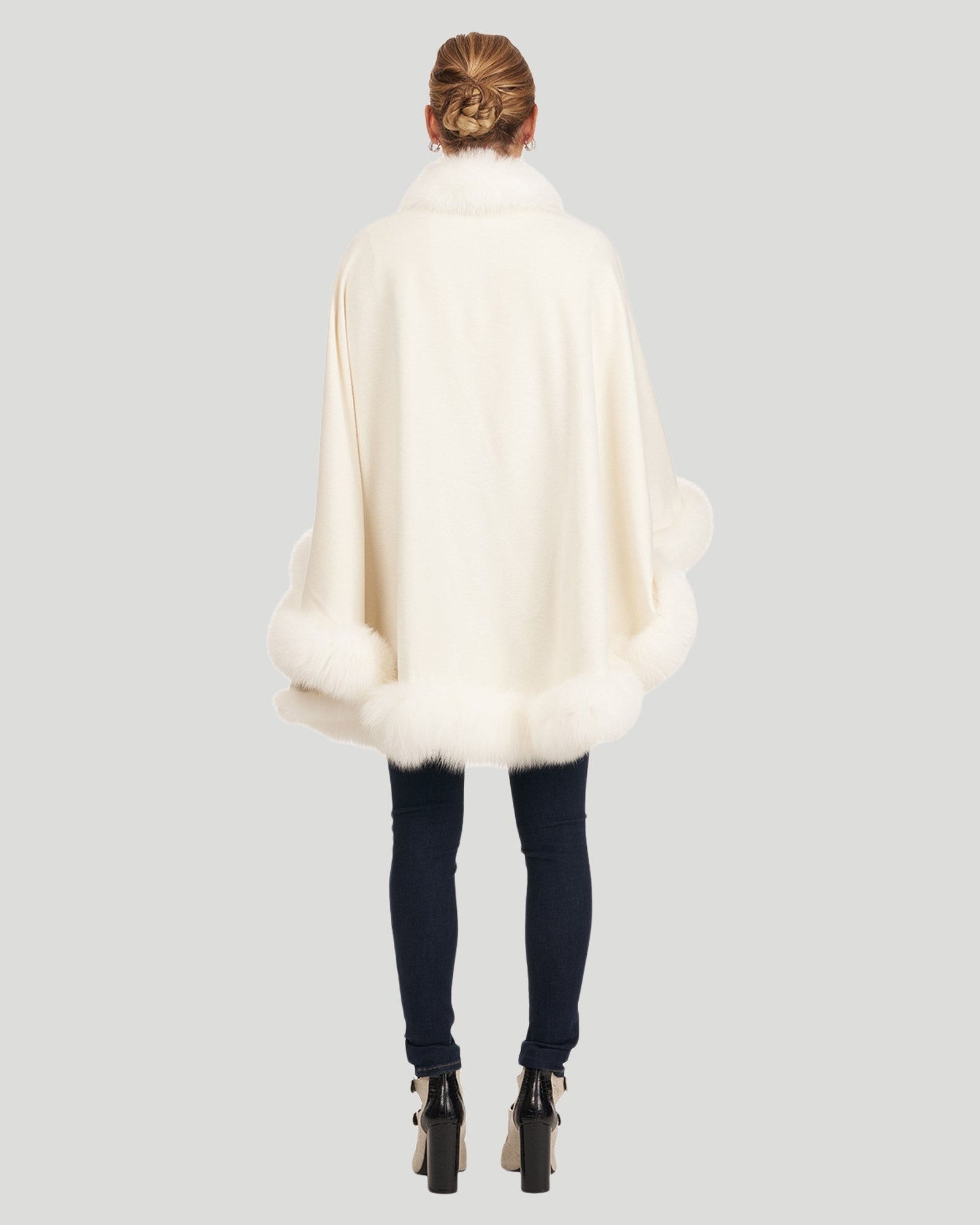 Cashmere Cape with Shadow Fox Trim | Ivory