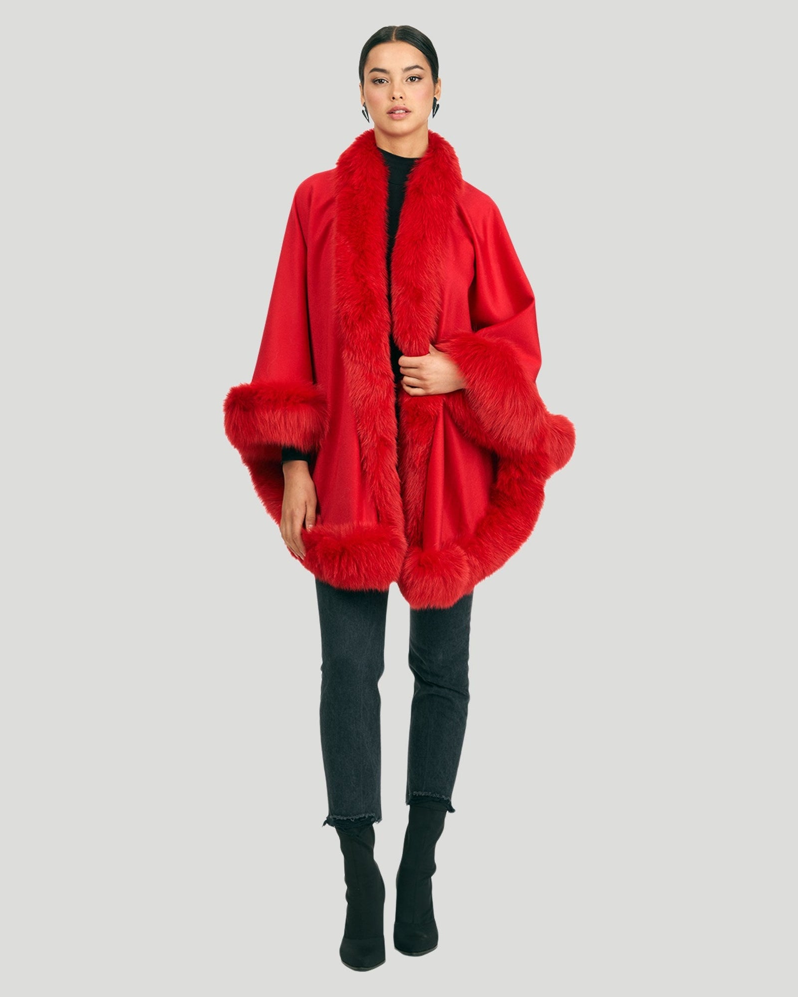 Cashmere Capelet With Shadow Fox Trim | Women | Red