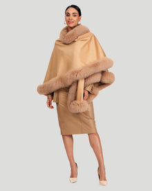 Cashmere Caplet With Fox Trim | Women | Light Camel