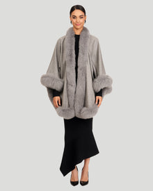Cashmere Capelet With Fox Trim | Light Gray