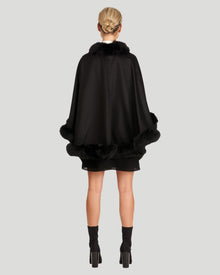 Cashmere Capelet With Fox Trim | Black