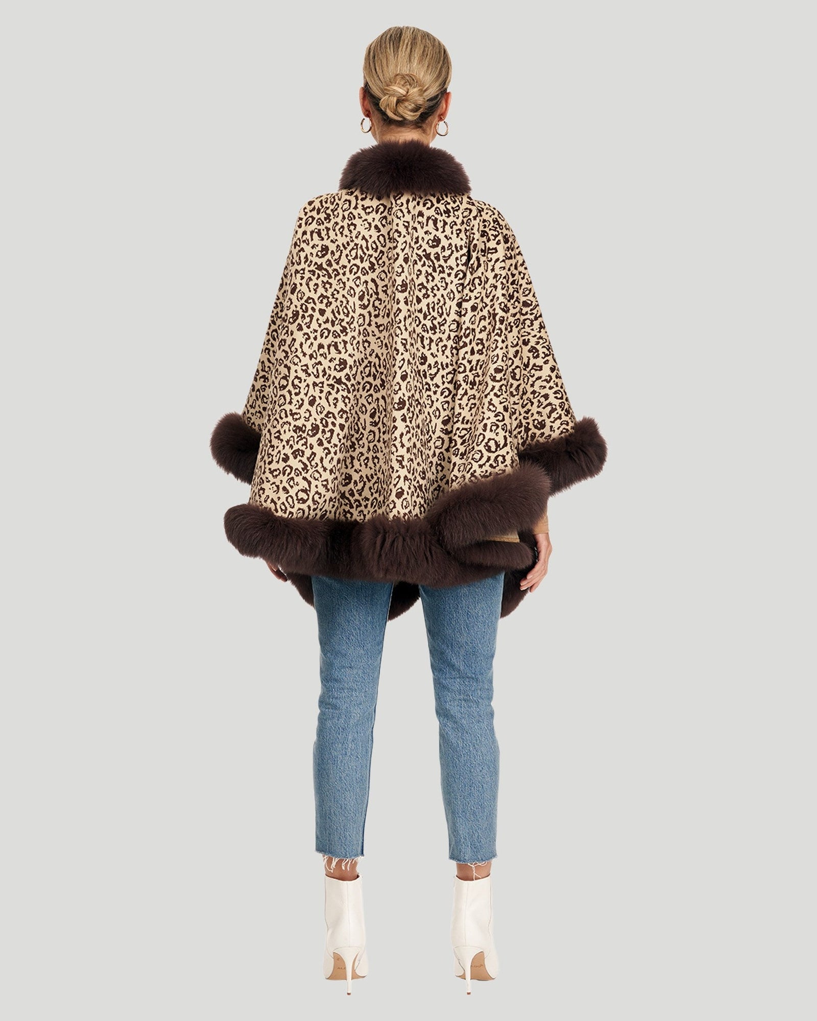 Cashmere Caplet With Fox Trim | Women | Brown Animal Print