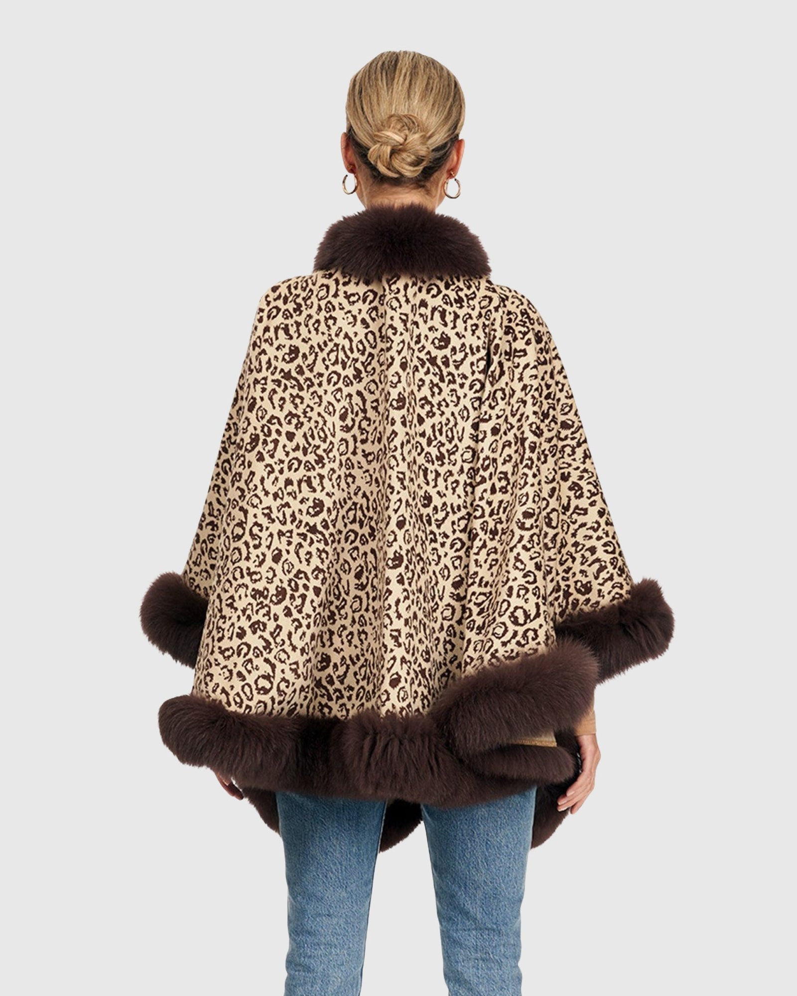 Cashmere Capelet With Fox Trim | Brown Animal Print