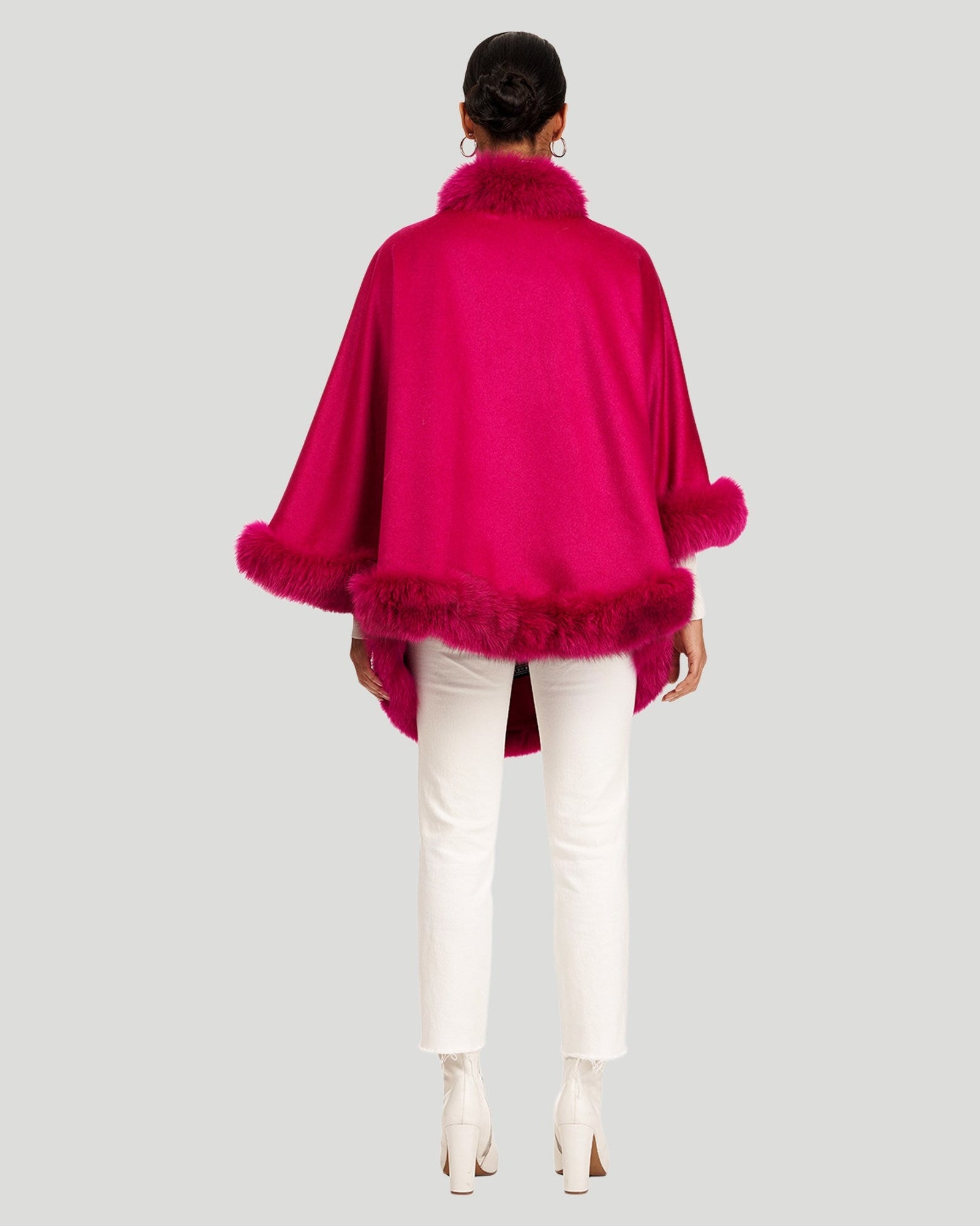 Cashmere Capelet With Fox Trim | Magenta