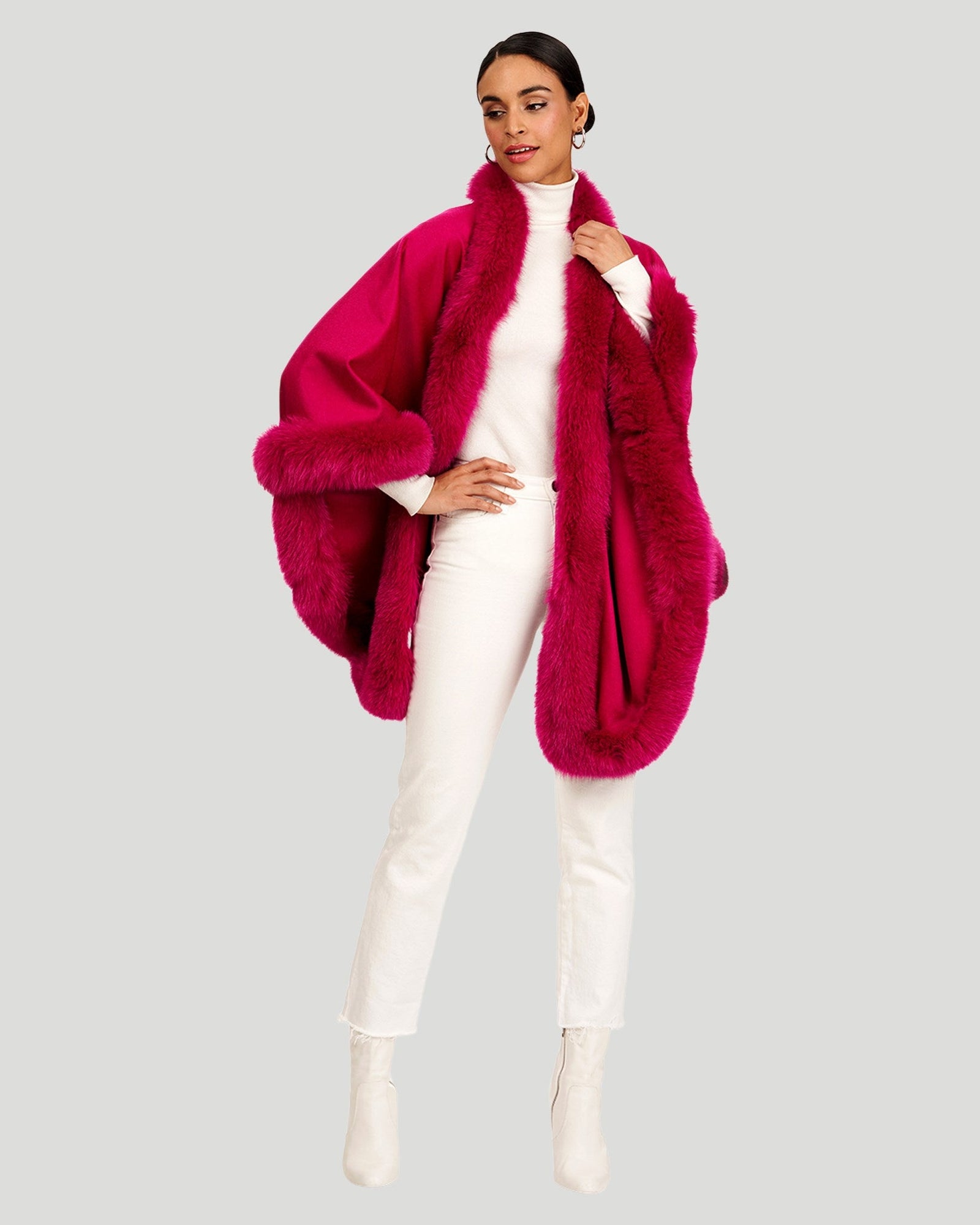 Cashmere Capelet With Fox Trim | Magenta