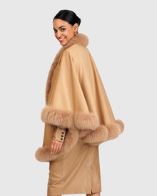 Cashmere Capelet With Fox Trim | Light Camel