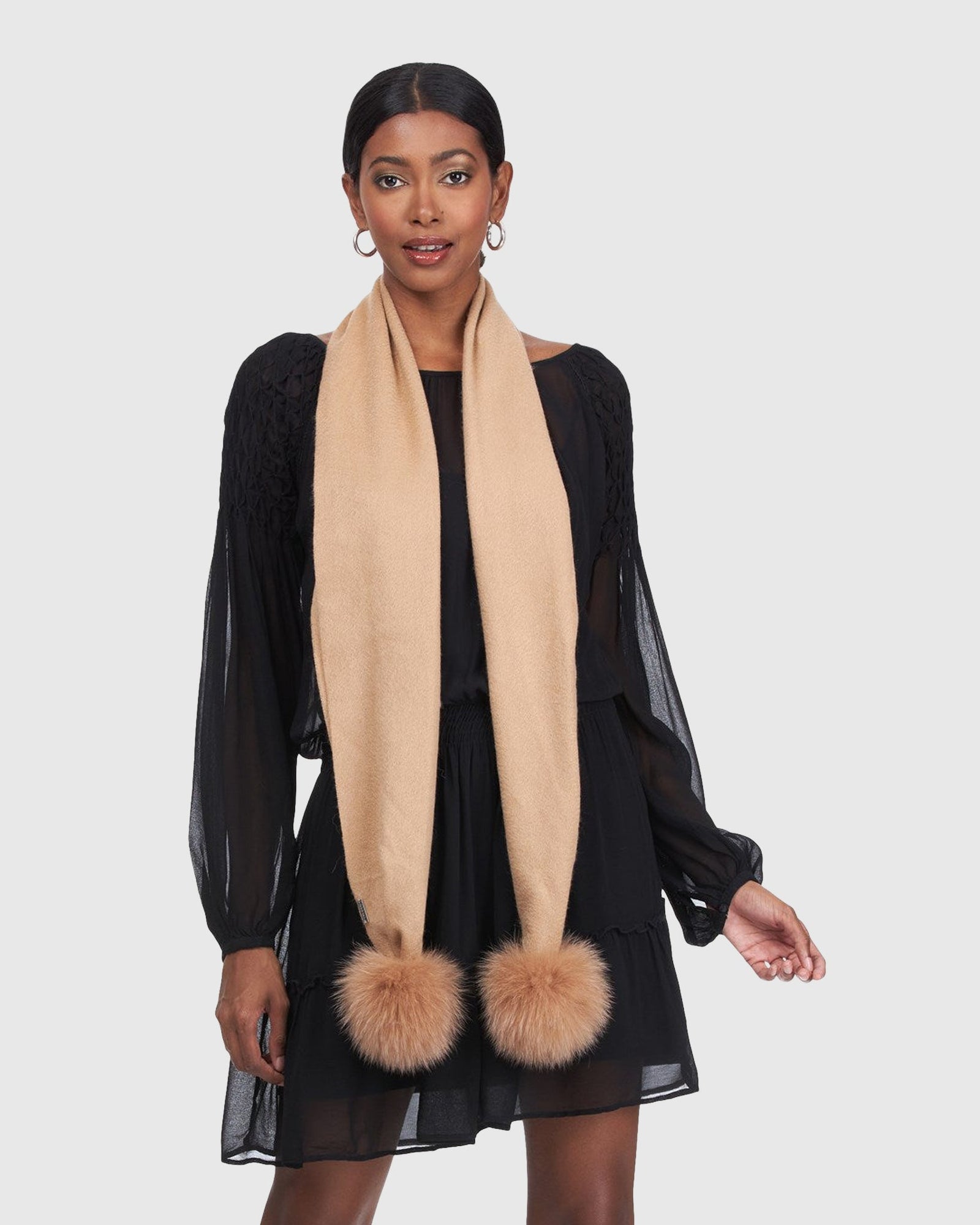 Cashmere Scarf With Fox Pompom | Light Camel