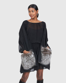 Cashmere Stole With Silver Fox Fur Patch Pockets | Black/Silver