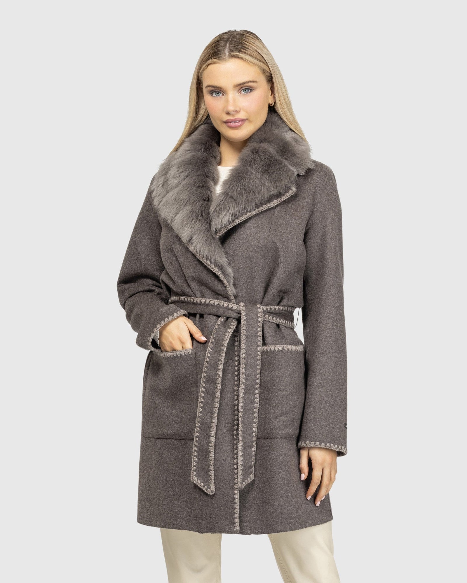 Cashmere & Wool Stroller With Embroidery Details And Detachable Merinillo Shearling Lamb Collar | Brown/Brown