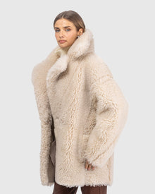 Curly Shearling Lamb Stroller | Cream