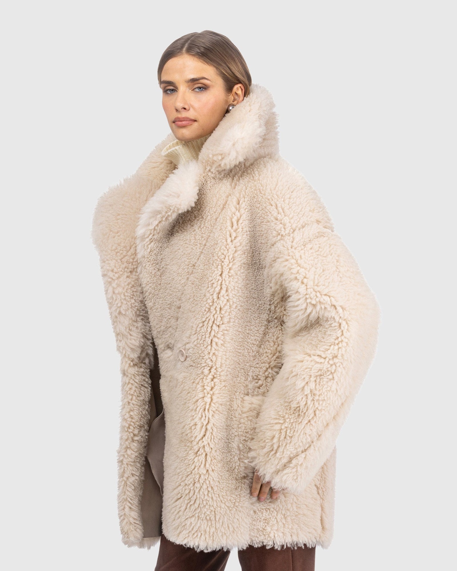 Curly Shearling Lamb Stroller | Cream