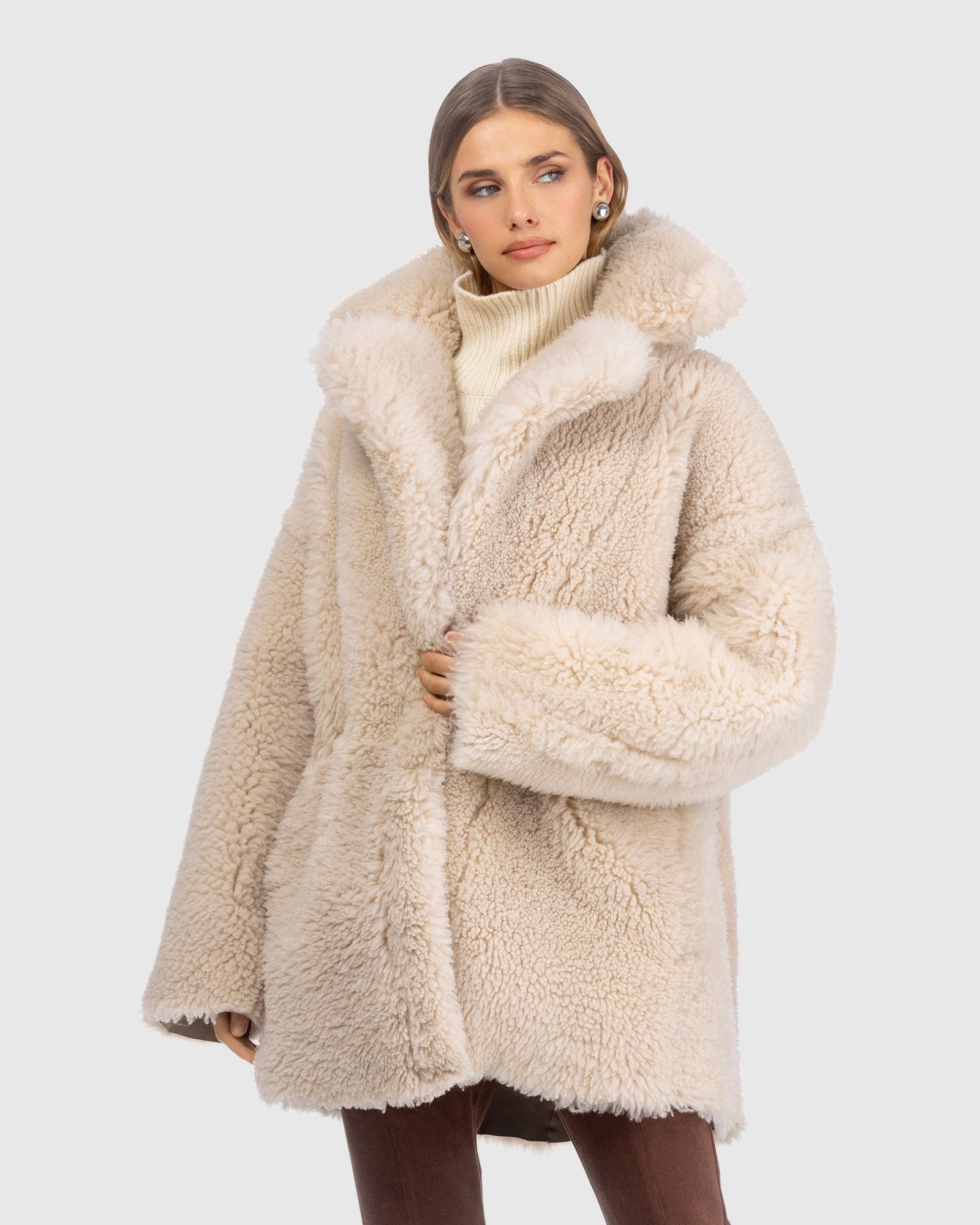 Curly Shearling Lamb Stroller | Cream