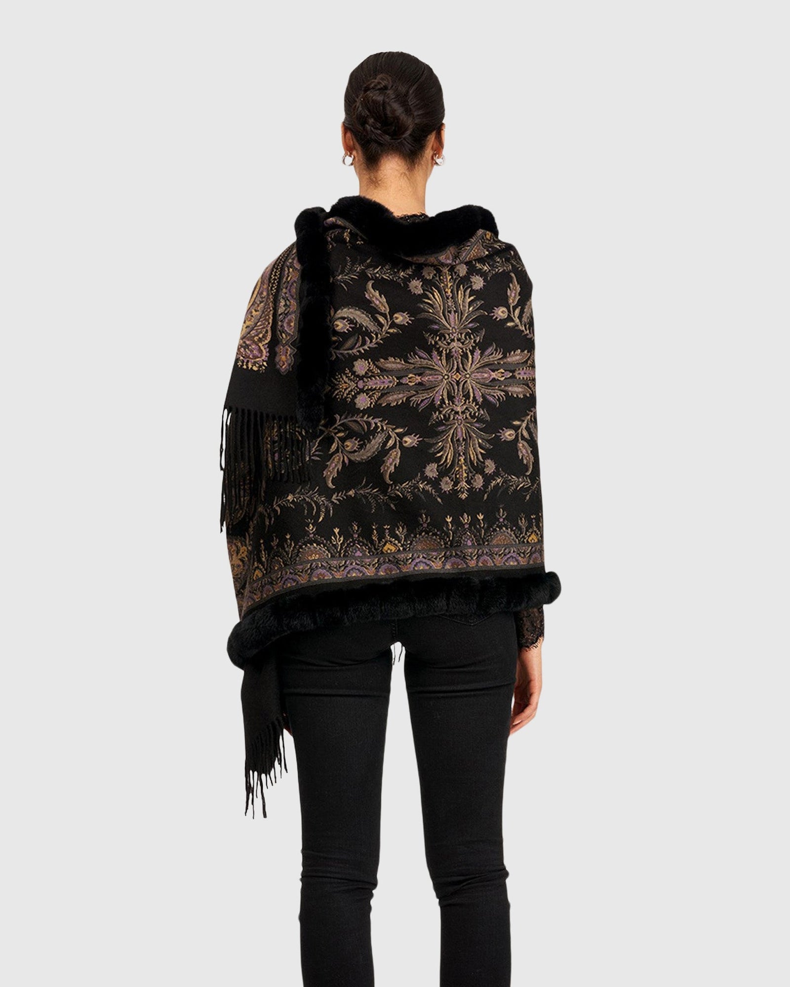 Double Face Cashmere Stole With Rex Rabbit Trim | Black Paisley