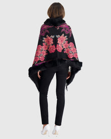 Double Face Select Cashmere Stole with Toscana Shearling Lamb Trim | Red Paisley