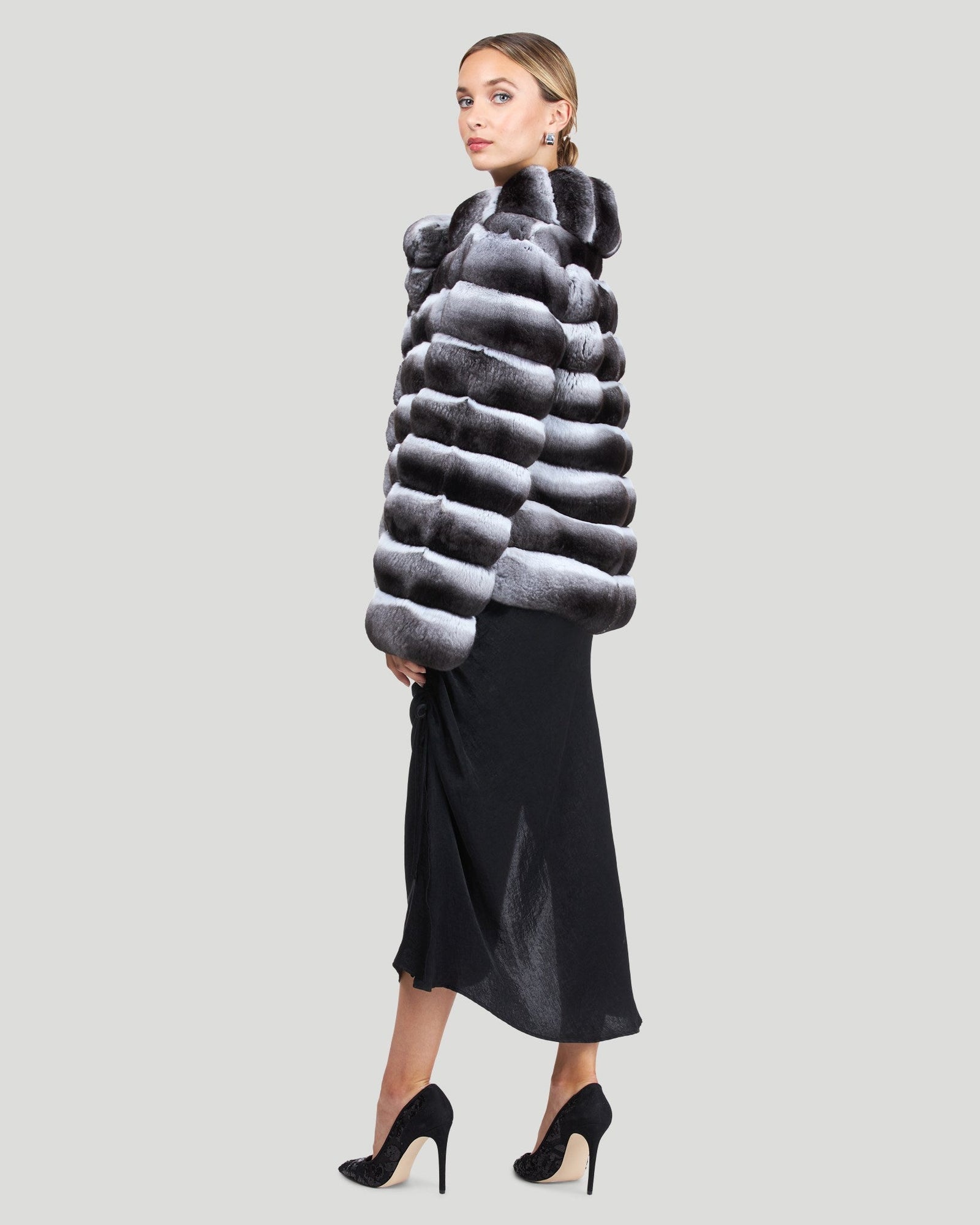 Horizontal Chinchilla Jacket | Gray