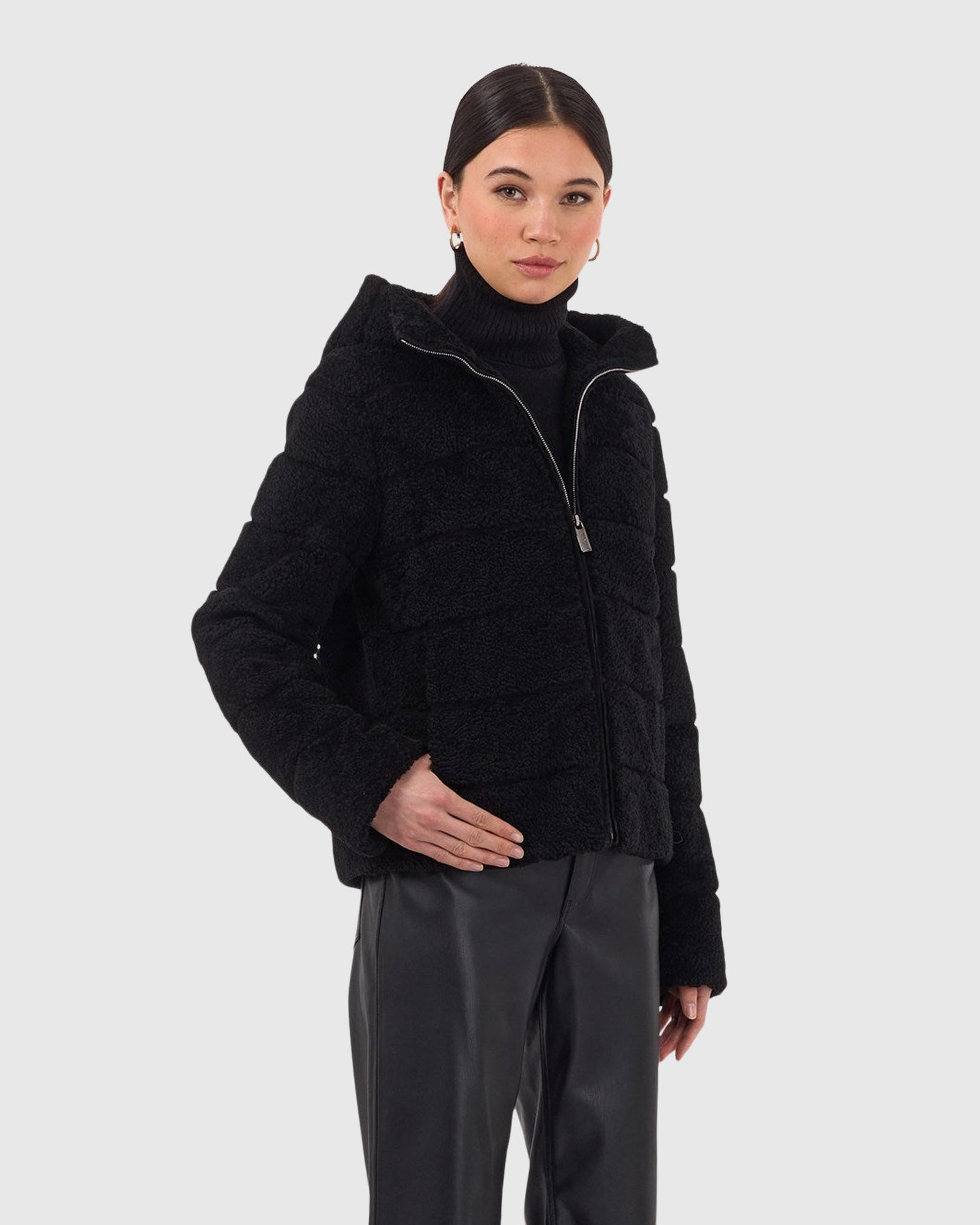 Horizontal Select Shearling Lamb Zip Jacket With Hood | Black (V1)