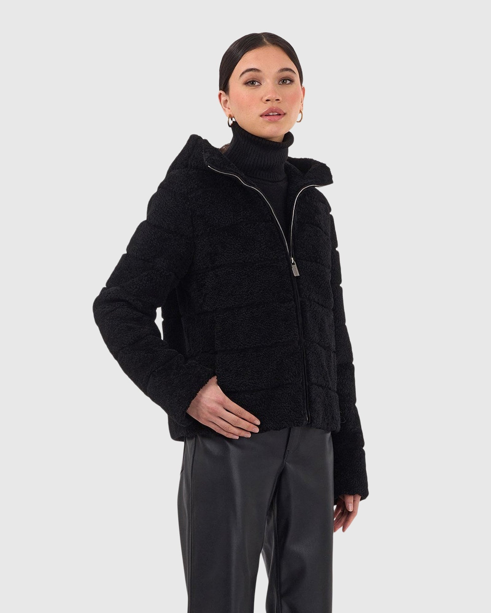 Horizontal Select Shearling Lamb Zip Jacket With Hood | Black (V1)