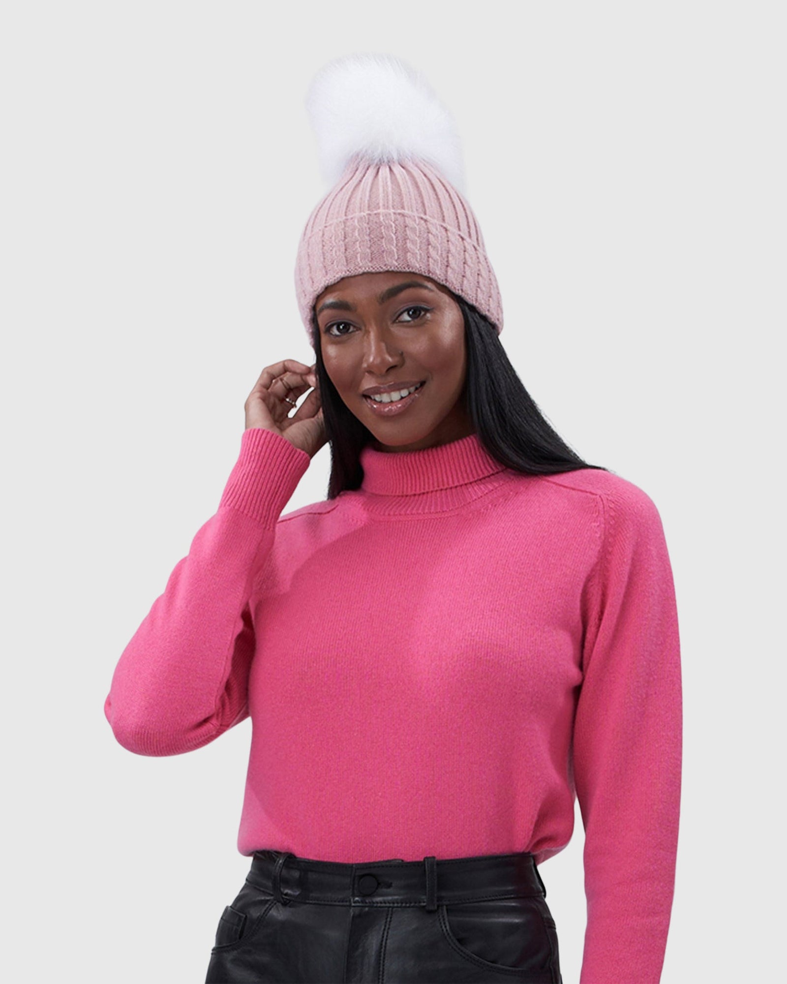 Knit Hat With Fox Pompom | Light Pink/White