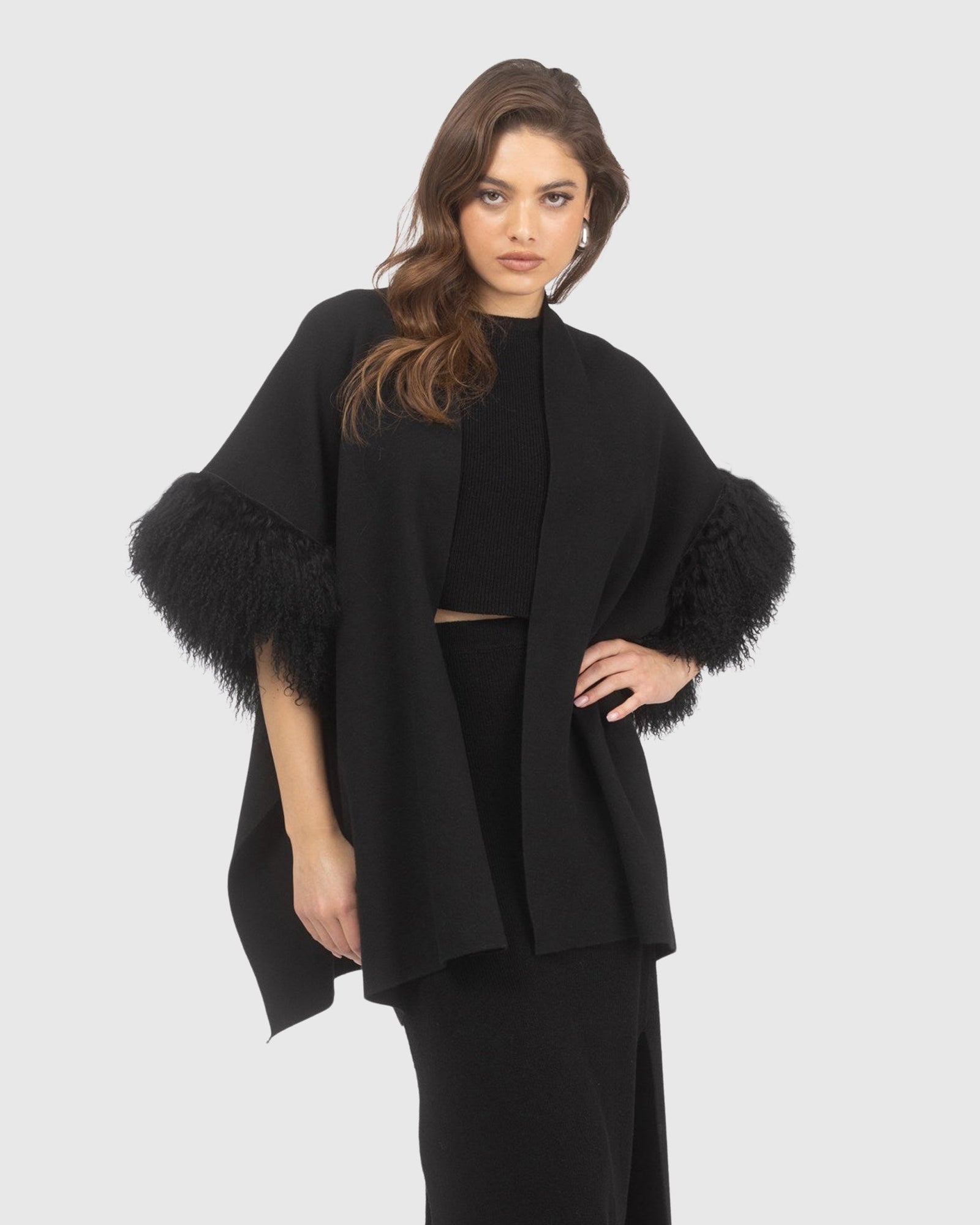 Knit Vest With Select Mongolian Shearling Lamb Trim (Tg) | Black