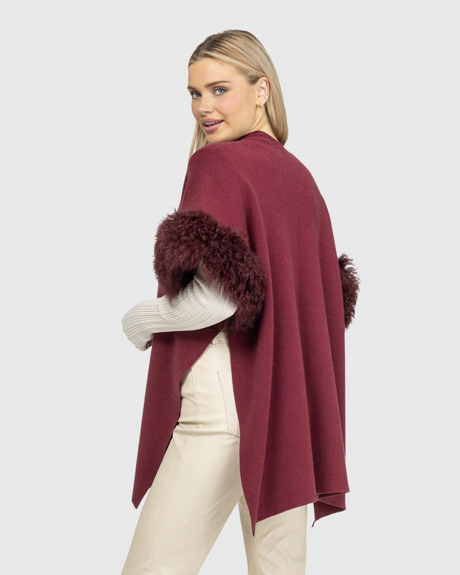 Knit Vest With Select Mongolian Shearling Lamb Trim (Tg) | Burgundy