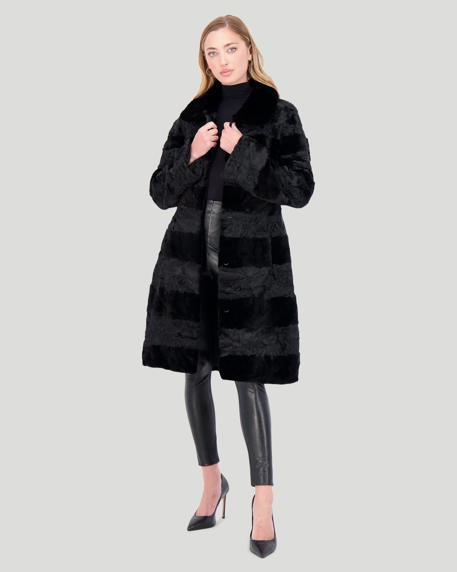 Lamb Short Coat With Mink Sections | Women | Black