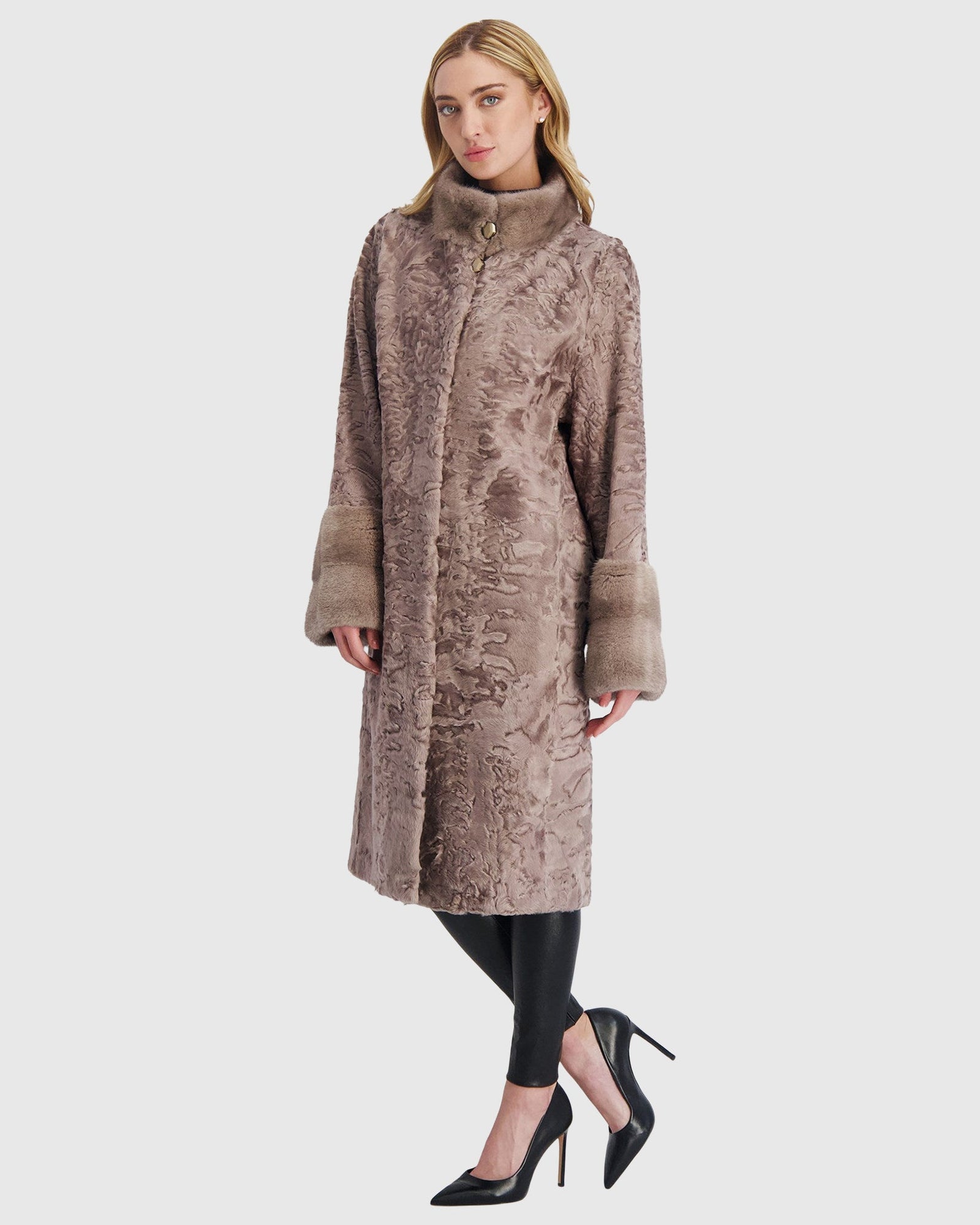 Lamb Short Coat With Mink Trim | Beige