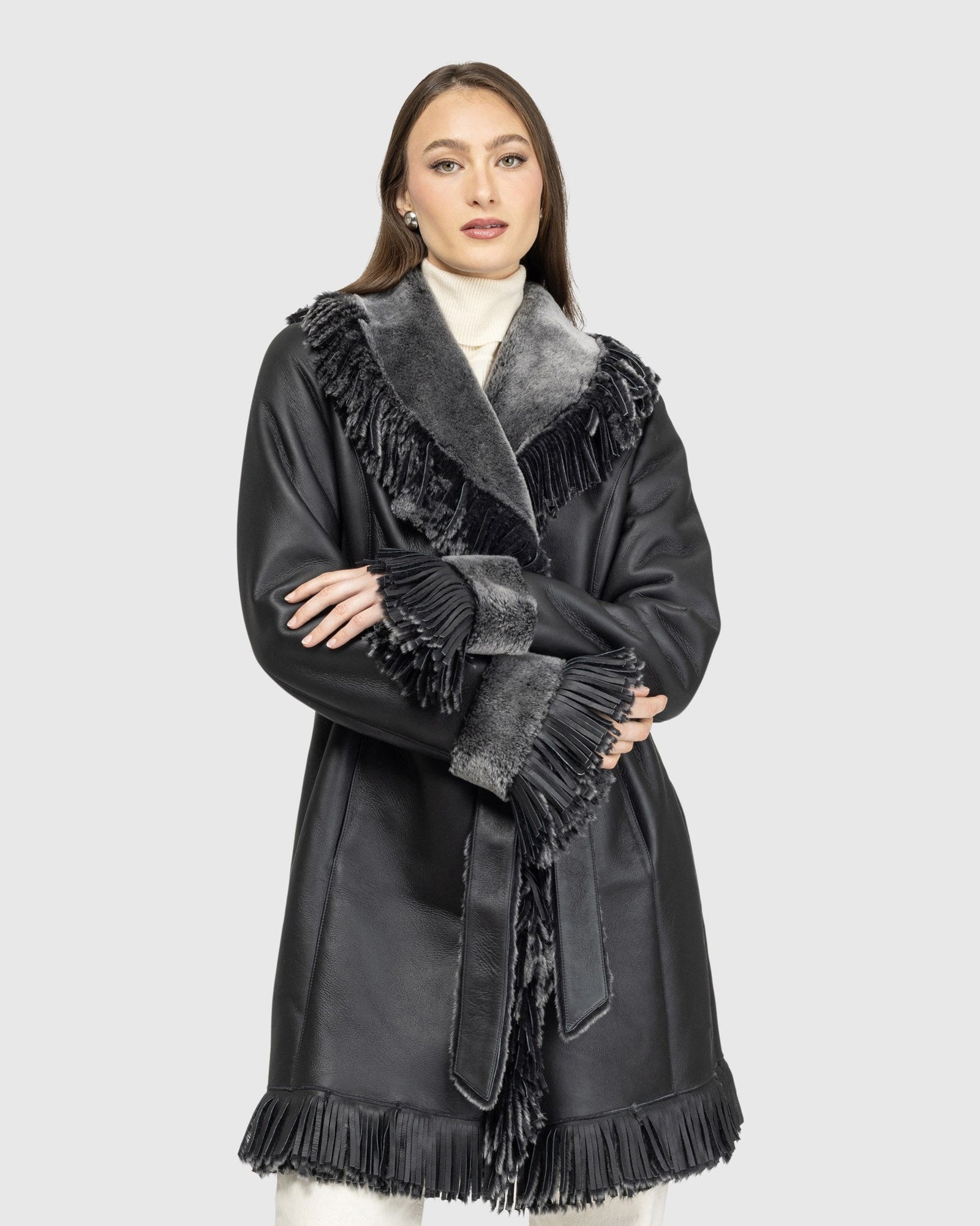 Merino Shearling Lamb Stroller With Fringes | Black Brisa