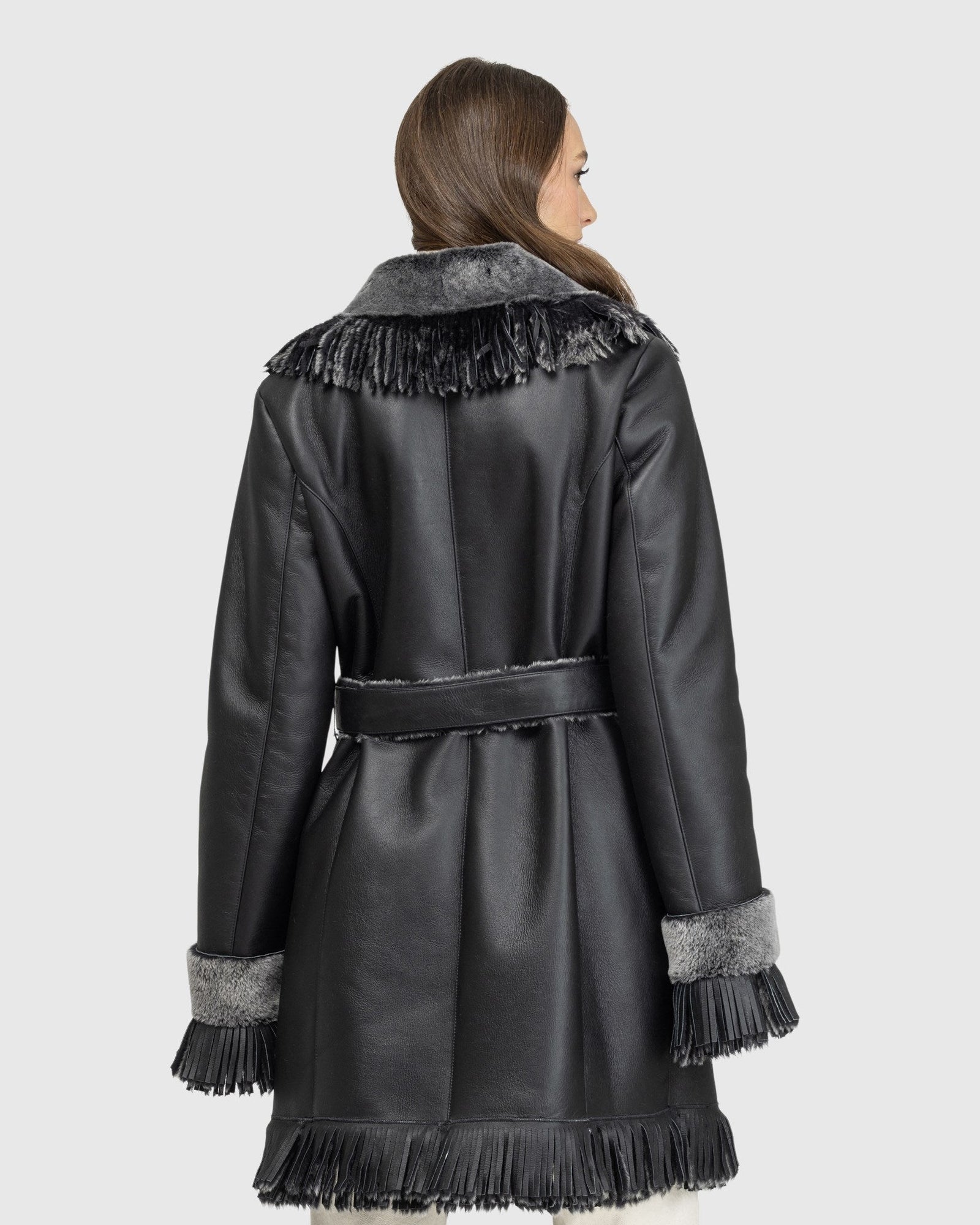 Merino Shearling Lamb Stroller With Fringes | Black Brisa