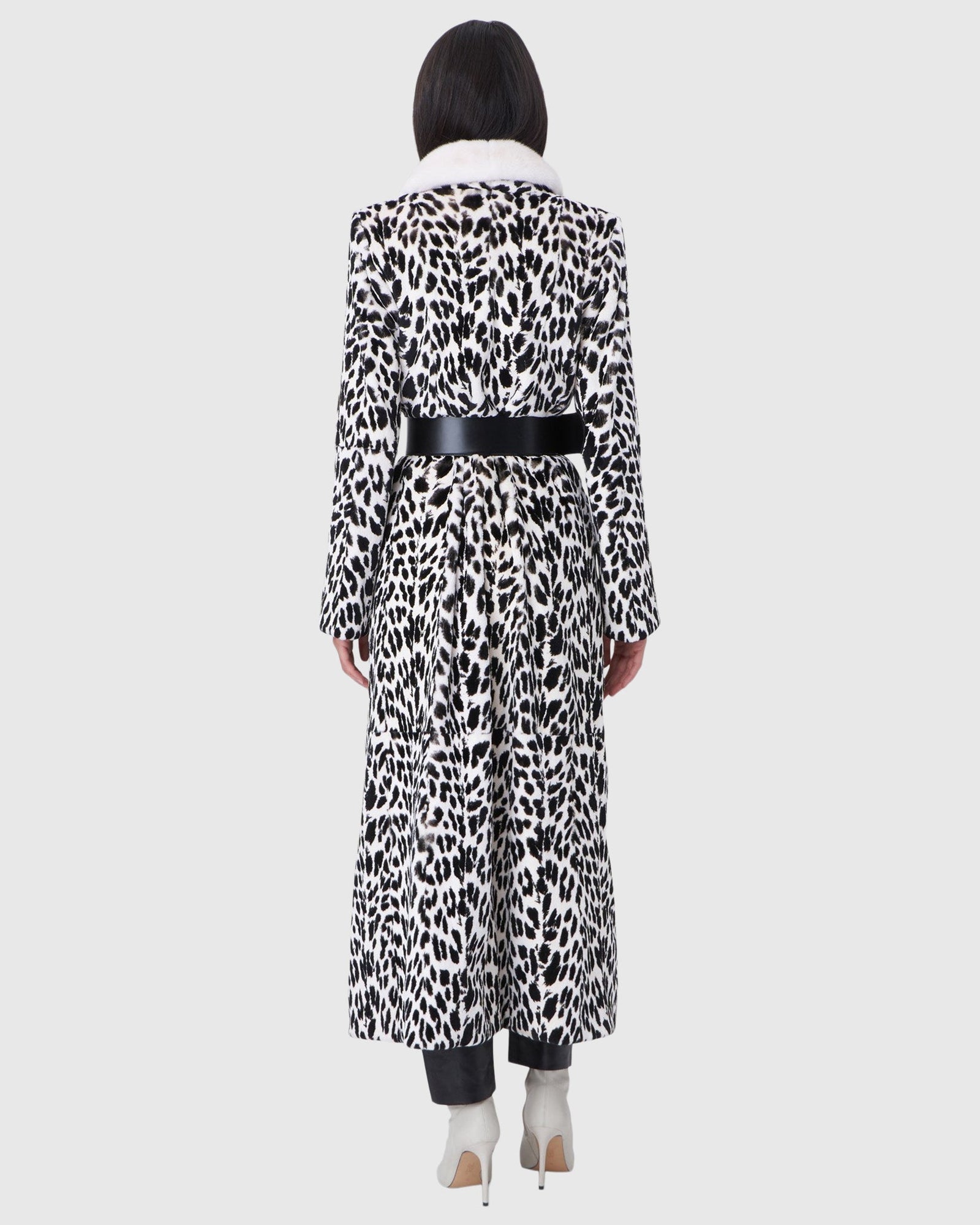 Mink Coat | Crystal Beige Lprd Print