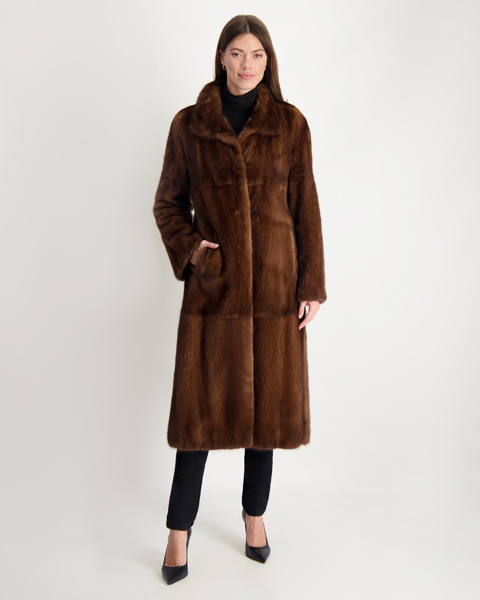 Mink Coat With Stand Collar | Women | Scanbrown