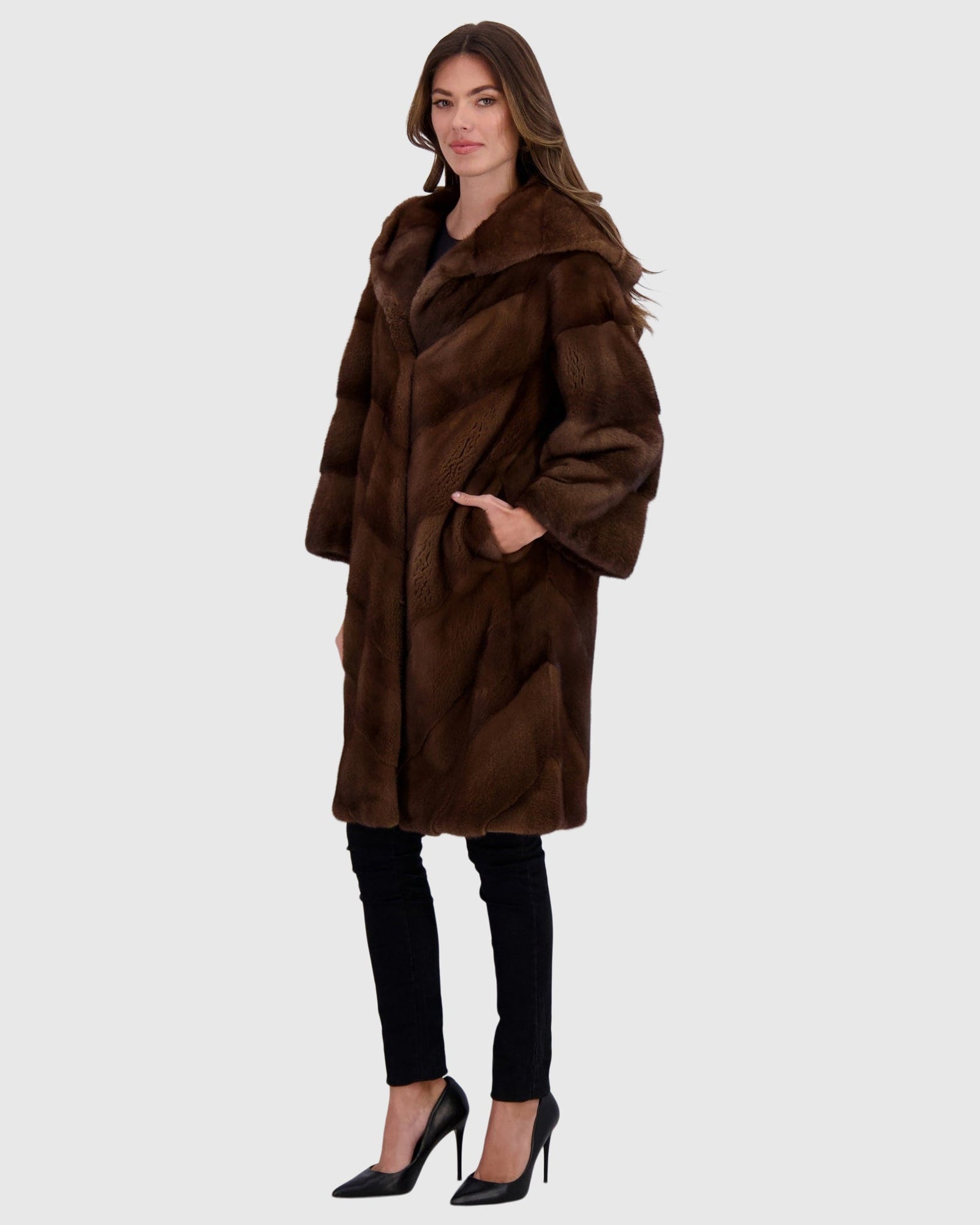 Mink Coat With Stand Up Collar | Scanbrown