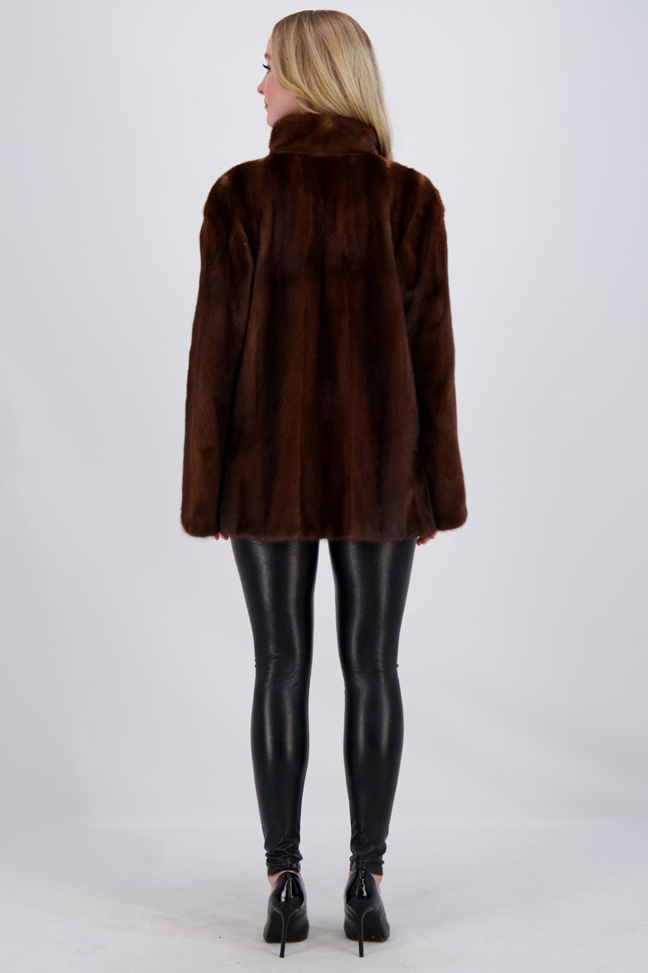 Mink Jacket With Stand Collar | Women | Scanbrown